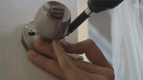 Lock Safe Services Norfolk, VA 757-819-0919 - change-locks-service